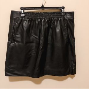 Loft faux leather skirt - size petite large